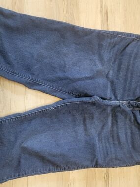 Democracy Women's Knee Length Skimmer Jeans in Dark Blue